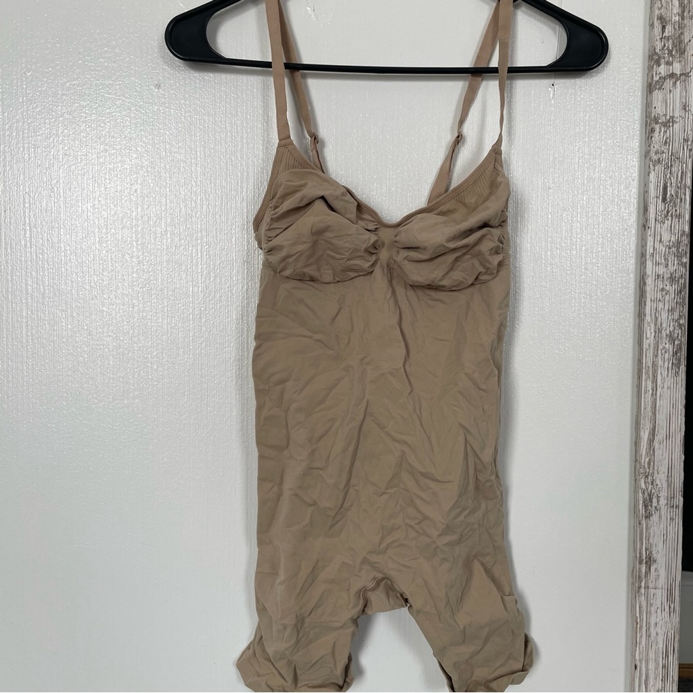 SKIMS 3XL MIDTHIGH BODY SUIT